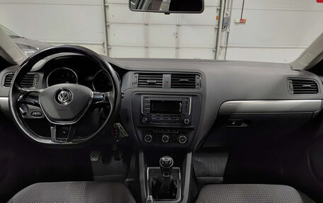 Volkswagen Jetta VI, 2016 год, 1 100 000 рублей, 18 фотография