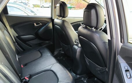 Hyundai ix35 I рестайлинг, 2013 год, 1 400 000 рублей, 23 фотография