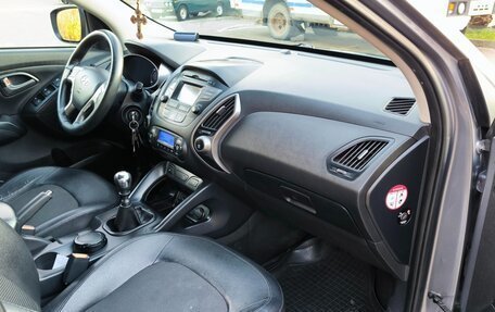 Hyundai ix35 I рестайлинг, 2013 год, 1 400 000 рублей, 21 фотография