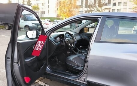 Hyundai ix35 I рестайлинг, 2013 год, 1 400 000 рублей, 16 фотография