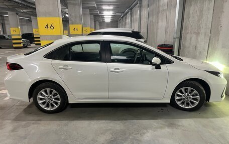 Toyota Corolla, 2020 год, 2 300 000 рублей, 4 фотография