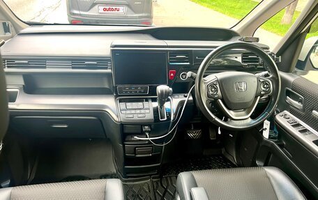 Honda Stepwgn IV, 2019 год, 2 330 000 рублей, 8 фотография