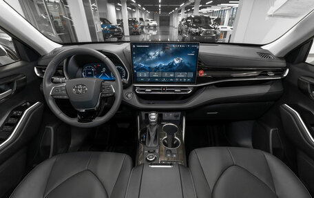 Toyota Highlander, 2025 год, 6 130 000 рублей, 8 фотография