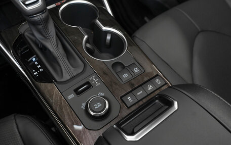 Toyota Highlander, 2025 год, 6 130 000 рублей, 24 фотография