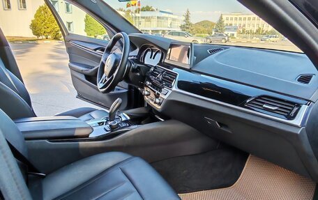 BMW 5 серия, 2019 год, 3 350 000 рублей, 2 фотография