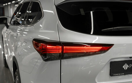 Toyota Highlander, 2025 год, 6 130 000 рублей, 29 фотография