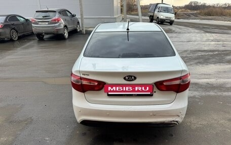 KIA Rio III рестайлинг, 2013 год, 650 000 рублей, 4 фотография