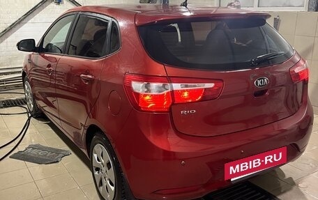 KIA Rio III рестайлинг, 2013 год, 750 000 рублей, 3 фотография