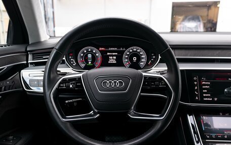 Audi A8, 2018 год, 5 500 000 рублей, 10 фотография