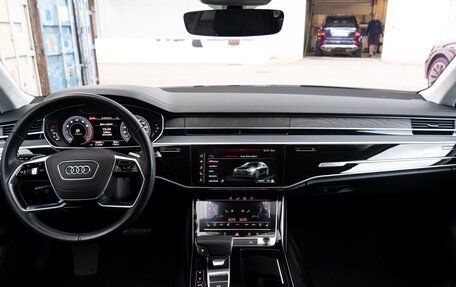 Audi A8, 2018 год, 5 500 000 рублей, 8 фотография