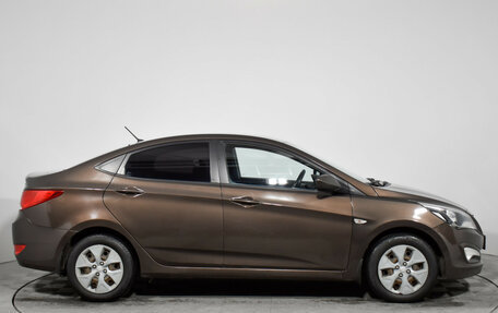 Hyundai Solaris II рестайлинг, 2015 год, 789 000 рублей, 4 фотография