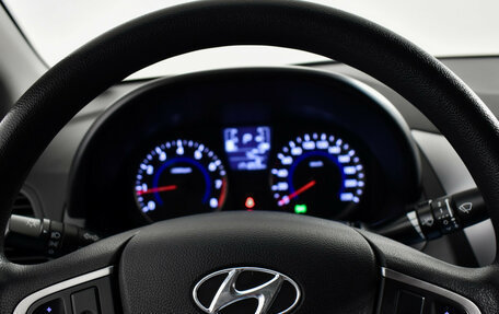 Hyundai Solaris II рестайлинг, 2015 год, 789 000 рублей, 15 фотография