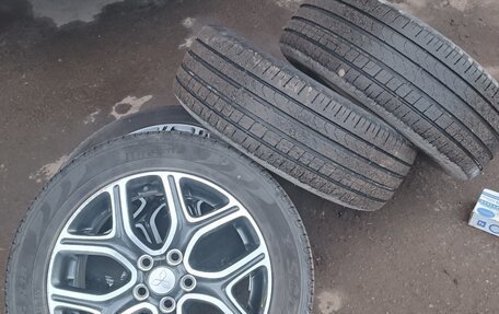 Mitsubishi Outlander III рестайлинг 3, 2014 год, 1 390 000 рублей, 24 фотография