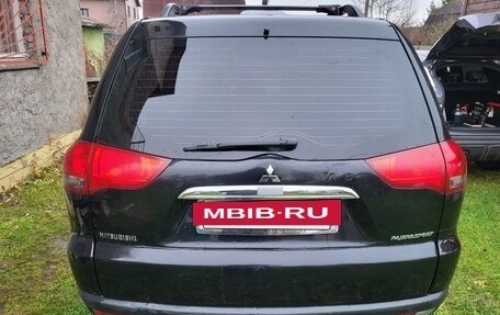 Mitsubishi Pajero Sport II рестайлинг, 2014 год, 1 750 000 рублей, 7 фотография