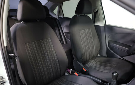 Volkswagen Polo VI (EU Market), 2018 год, 675 000 рублей, 15 фотография