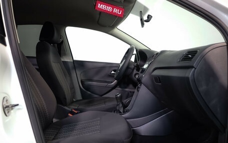 Volkswagen Polo VI (EU Market), 2018 год, 675 000 рублей, 16 фотография