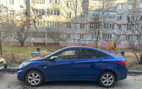 Hyundai Solaris II рестайлинг, 2012 год, 620 000 рублей, 5 фотография