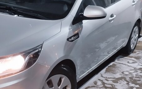 KIA Rio III рестайлинг, 2013 год, 980 000 рублей, 3 фотография