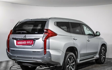 Mitsubishi Pajero Sport III рестайлинг, 2018 год, 2 799 000 рублей, 4 фотография