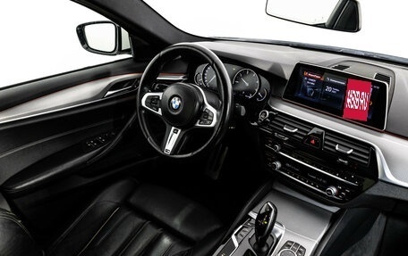 BMW 5 серия, 2017 год, 2 999 000 рублей, 19 фотография