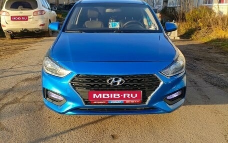 Hyundai Solaris II рестайлинг, 2018 год, 1 200 000 рублей, 1 фотография