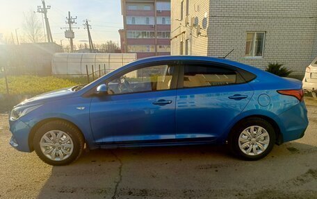 Hyundai Solaris II рестайлинг, 2018 год, 1 200 000 рублей, 2 фотография