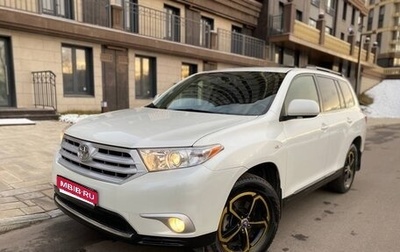 Toyota Highlander III, 2013 год, 1 550 000 рублей, 1 фотография