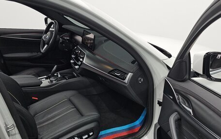 BMW 5 серия, 2022 год, 3 630 000 рублей, 17 фотография