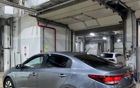 KIA Rio IV, 2017 год, 1 100 000 рублей, 4 фотография