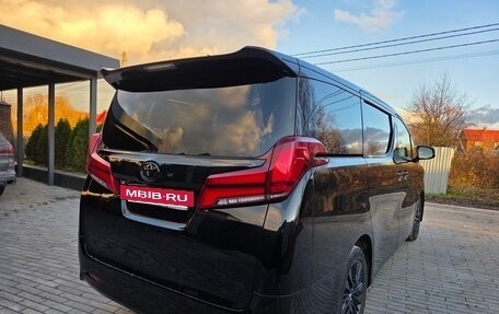 Toyota Alphard III, 2019 год, 4 900 000 рублей, 8 фотография