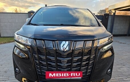 Toyota Alphard III, 2019 год, 4 900 000 рублей, 2 фотография