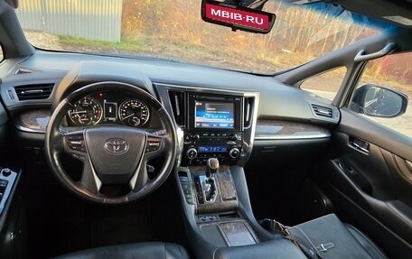 Toyota Alphard III, 2019 год, 4 900 000 рублей, 12 фотография