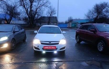 Opel Astra H, 2011 год, 580 000 рублей, 1 фотография