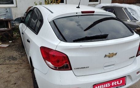 Chevrolet Cruze II, 2013 год, 500 000 рублей, 4 фотография