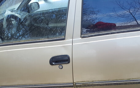 Daewoo Nexia I рестайлинг, 2002 год, 109 000 рублей, 3 фотография