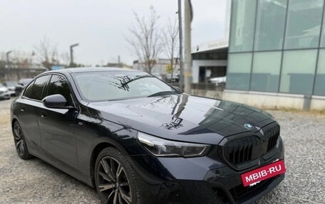BMW 5 серия, 2025 год, 6 800 000 рублей, 2 фотография