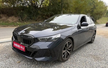 BMW 5 серия, 2025 год, 6 800 000 рублей, 1 фотография