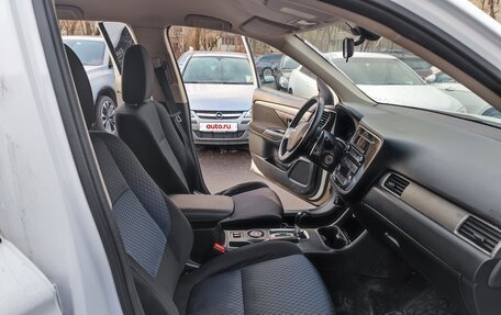 Mitsubishi Outlander III рестайлинг 3, 2012 год, 780 000 рублей, 9 фотография