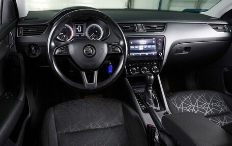 Skoda Octavia, 2020 год, 1 599 000 рублей, 6 фотография