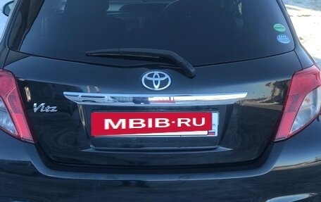 Toyota Vitz, 2012 год, 650 000 рублей, 2 фотография