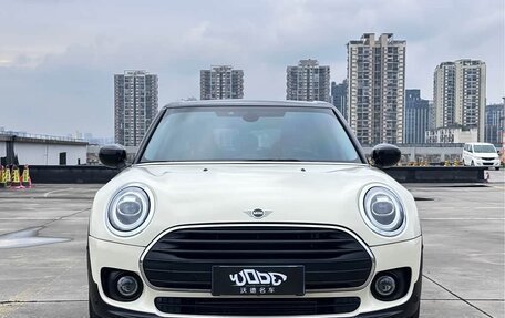 MINI Clubman, 2020 год, 2 230 586 рублей, 2 фотография