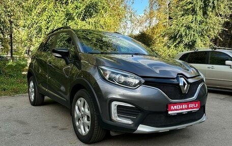 Renault Kaptur I рестайлинг, 2017 год, 940 000 рублей, 1 фотография