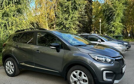 Renault Kaptur I рестайлинг, 2017 год, 940 000 рублей, 3 фотография