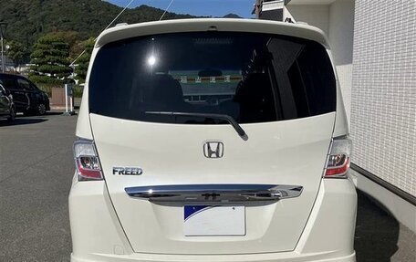 Honda Freed I, 2016 год, 772 000 рублей, 4 фотография