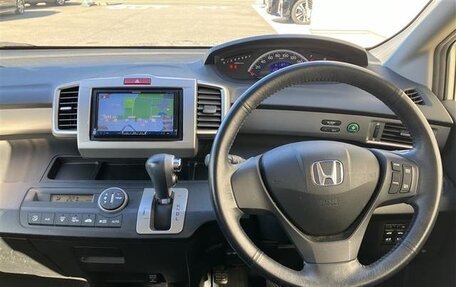 Honda Freed I, 2016 год, 772 000 рублей, 8 фотография