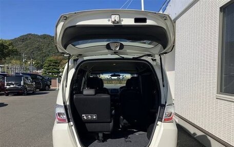 Honda Freed I, 2016 год, 772 000 рублей, 7 фотография