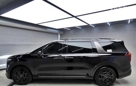 KIA Carnival, 2025 год, 5 859 027 рублей, 4 фотография