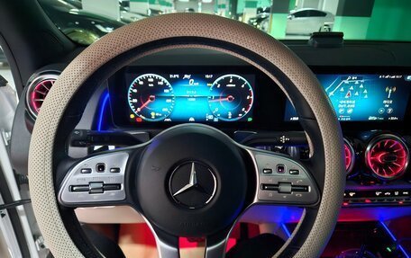 Mercedes-Benz GLB, 2022 год, 3 490 000 рублей, 10 фотография