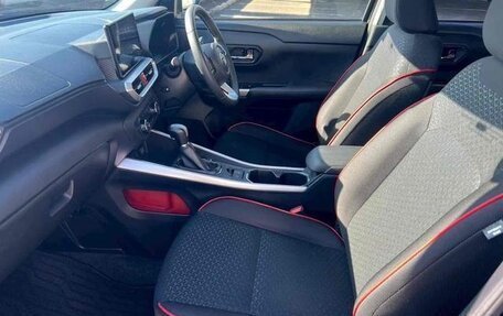 Toyota Raize I, 2022 год, 1 360 586 рублей, 12 фотография