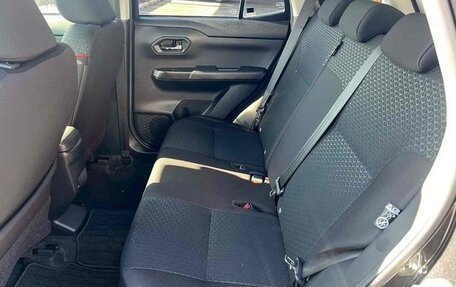 Toyota Raize I, 2022 год, 1 360 586 рублей, 13 фотография